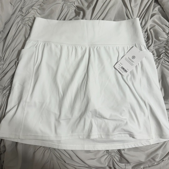 Brand new SALUTATION STASH HIGH RISE 16 1/2 SKORT in size XL with tags - Picture 1 of 3